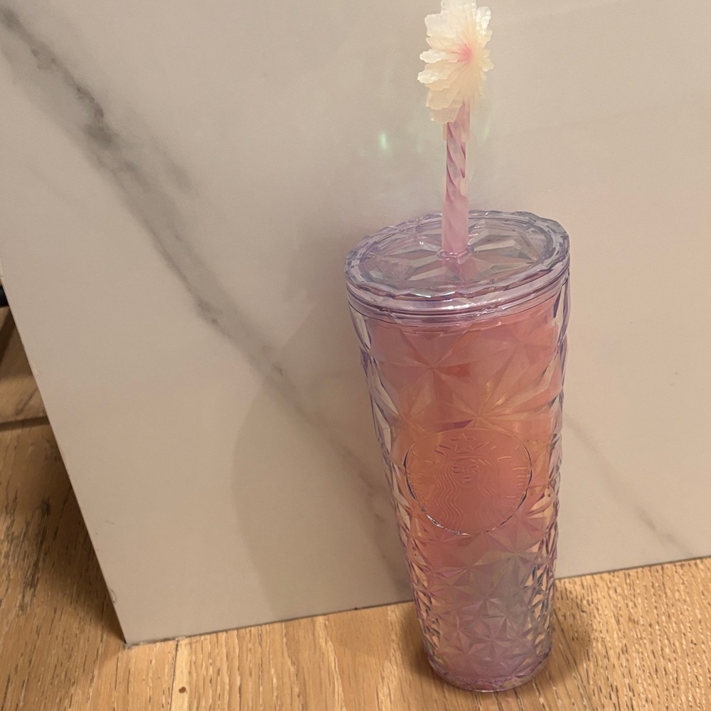 Glinda upland Starbucks cup